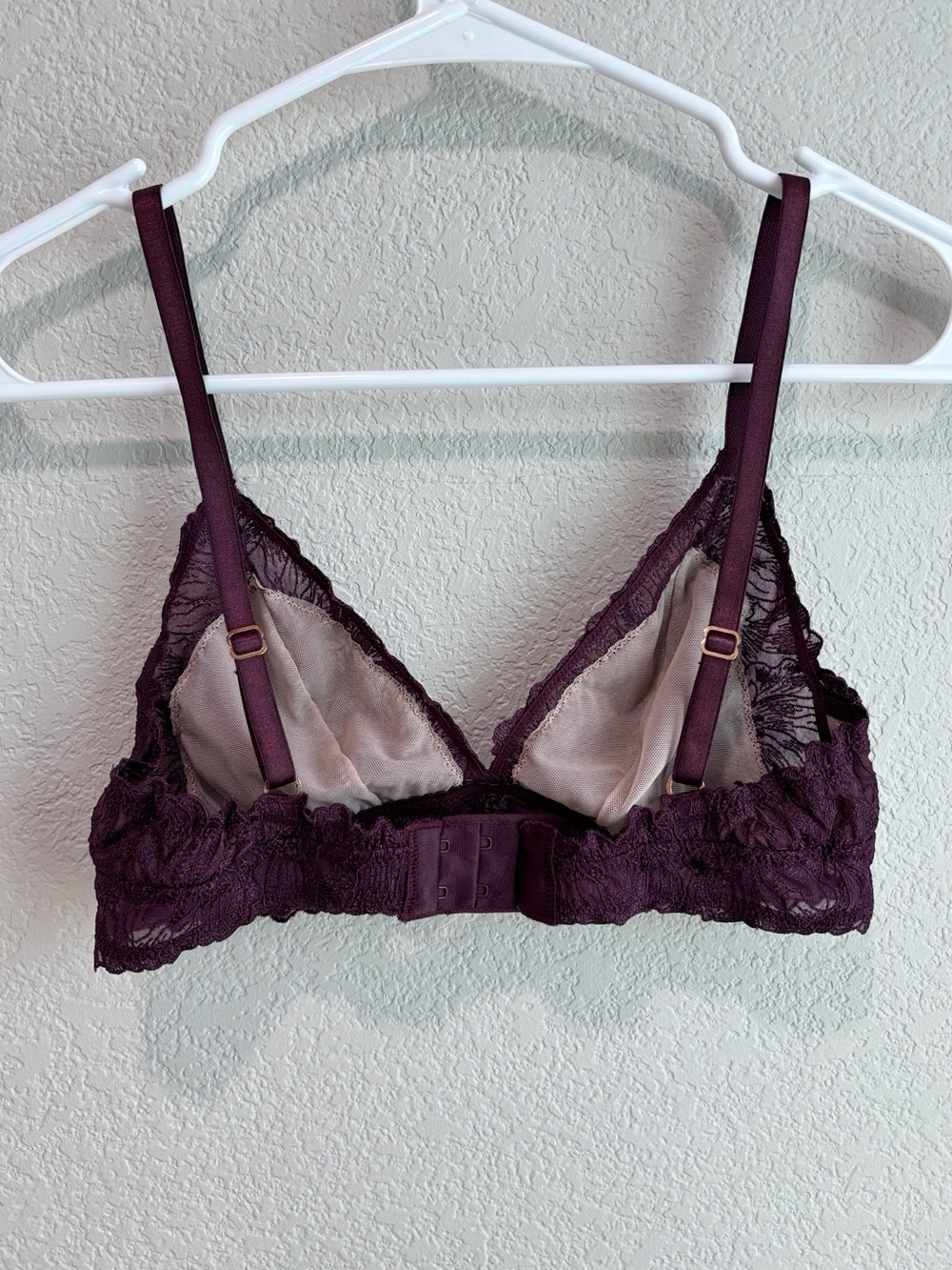 Montelle Intimates Lace Purple Triangle Bralette Bra Women’s Size Small - Picture 6 of 6